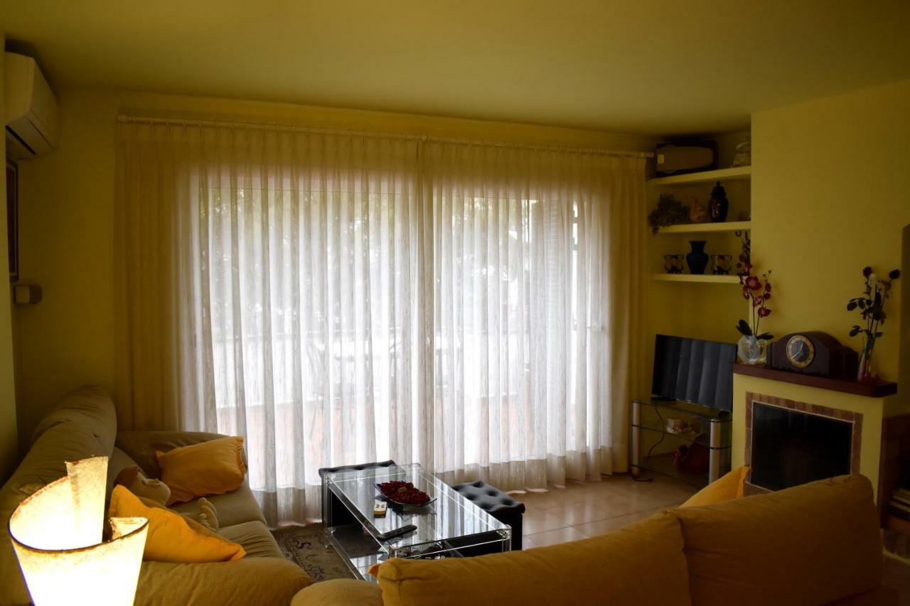 Magnolia, Habitacion Matrimonial Con Bano Uso Privado, En Casa Compartida Apartment Палафругел Екстериор снимка